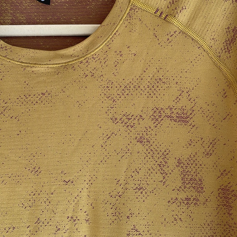 Lululemon Swiftly Tech - Picture 3 of 4